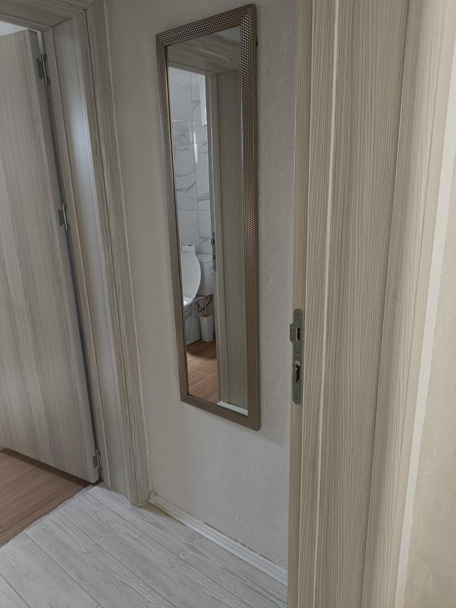 Matija Airport Apartment Mitrovici  Экстерьер фото